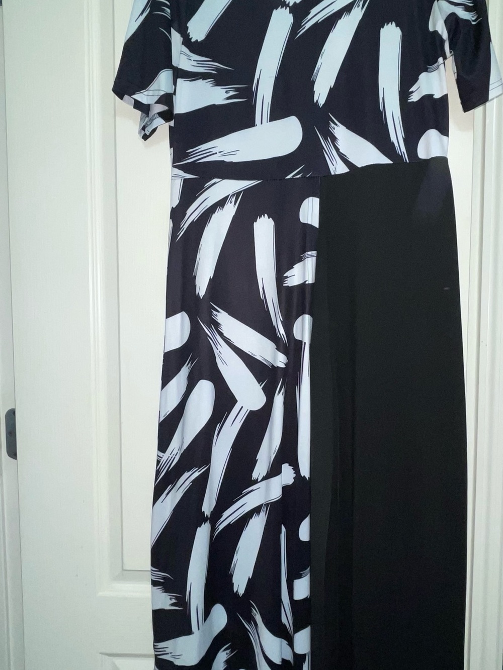 Black & White Abstract Color Wide-Leg Jumpsuit— Medium/Large